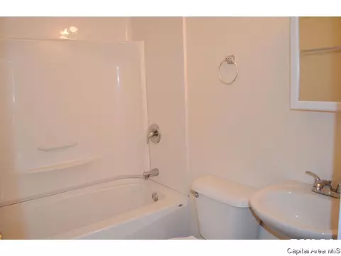 35 Lilac Ln, Springfield, IL 62702 photo 6