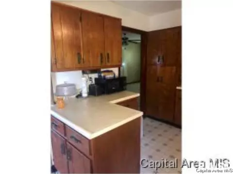 937 Flossmore, Springfield, IL 62711 photo 5