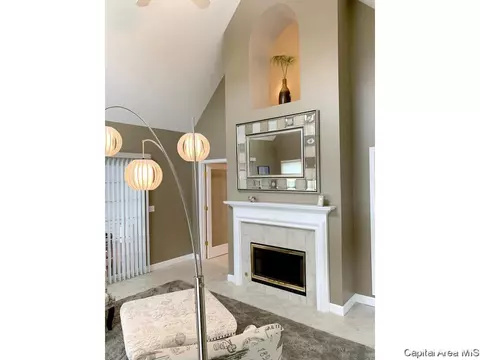 2501 Sage, Springfield, IL 62711 photo 10