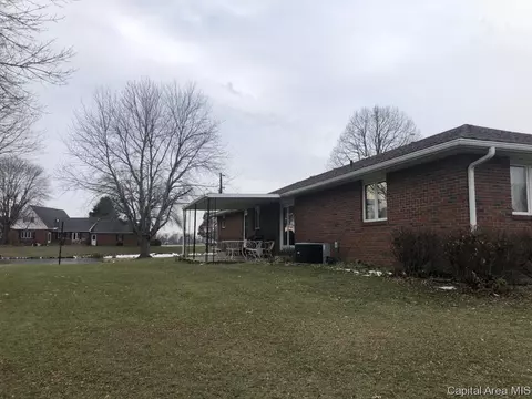 304 Willow Dr, Winchester, IL 62694 photo 17