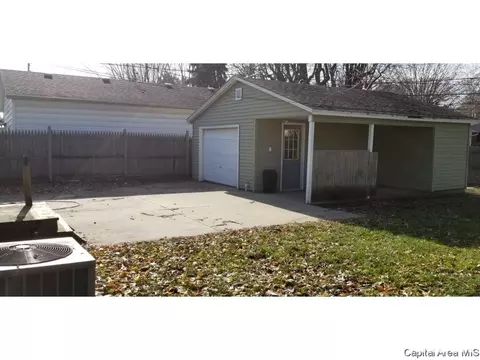 53 Adloff Ln, Springfield, IL 62703 photo 3