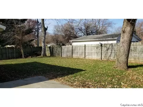 53 Adloff Ln, Springfield, IL 62703 photo 7