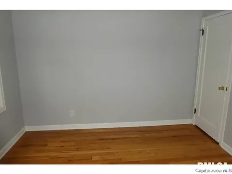 2120 N 19th St, Springfield, IL 62702 photo 9