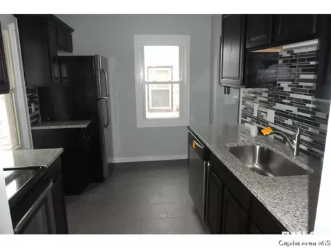 2120 N 19th St, Springfield, IL 62702 photo 5