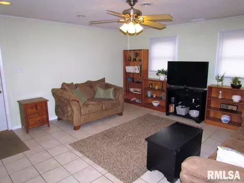 1521 Fairfield Dr, Springfield, IL 62702 photo 17