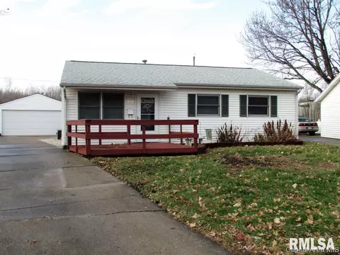 1521 Fairfield Dr, Springfield, IL 62702 photo 1