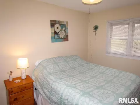1521 Fairfield Dr, Springfield, IL 62702 photo 16