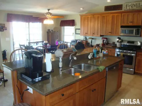 2009 Hidden Mill Dr, Springfield, IL 62711 photo 3