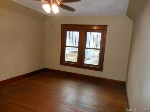 1237 N 2nd Street St, Springfield, IL 62702 photo 15