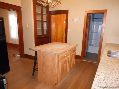 1237 N 2nd Street St, Springfield, IL 62702 photo 9