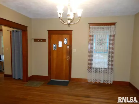 1237 N 2nd Street St, Springfield, IL 62702 photo 3