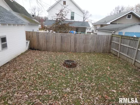 1237 N 2nd Street St, Springfield, IL 62702 photo 27
