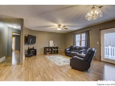 4044 Thornbrook Dr, Springfield, IL 62711 photo 8