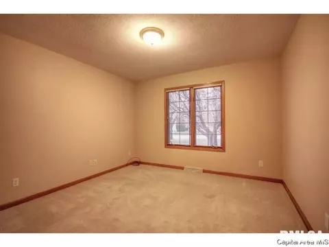 4537 Barrington Dr, Springfield, IL 62711 photo 17