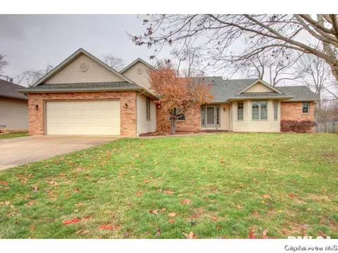 4537 Barrington Dr, Springfield, IL 62711 photo 1