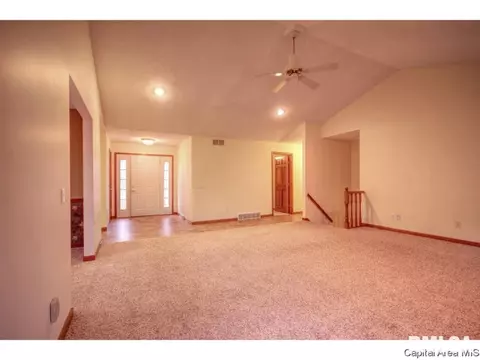 4537 Barrington Dr, Springfield, IL 62711 photo 3