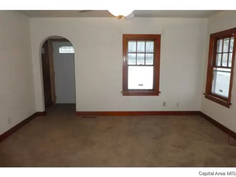 1801 Converse Ave, Springfield, IL 62702 photo 2
