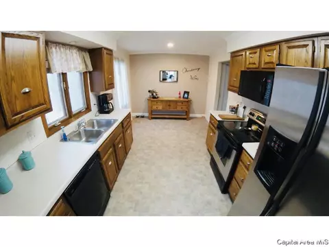2736 Arrowhead Dr, Springfield, IL 62702 photo 5