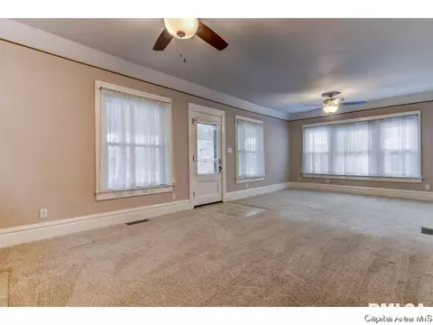 2029 S 5th St, Springfield, IL 62703 photo 7
