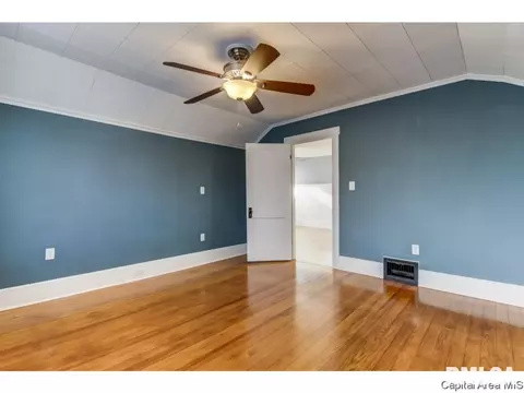 2029 S 5th St, Springfield, IL 62703 photo 25