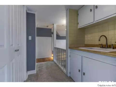 2029 S 5th St, Springfield, IL 62703 photo 10