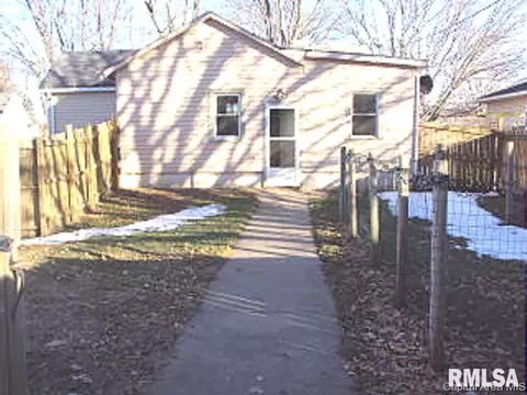 306 N Yates St, Alpha, IL 61413 photo 8
