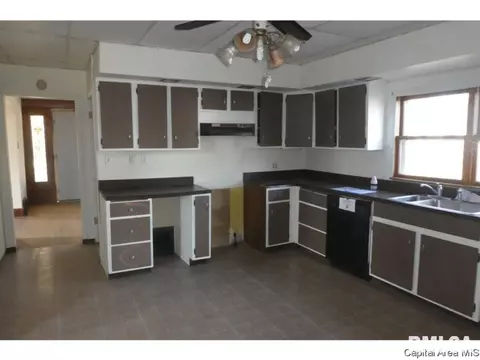 1516 N 9th Street St, Springfield, IL 62702 photo 7