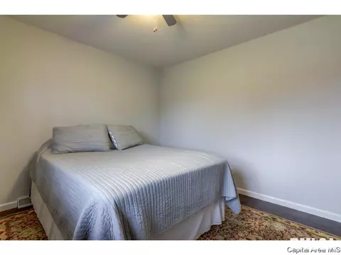 204 Walnut Valley Dr, Springfield, IL 62707 photo 14