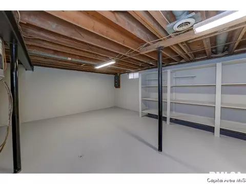 220 Collier Dr, Springfield, IL 62704 photo 20