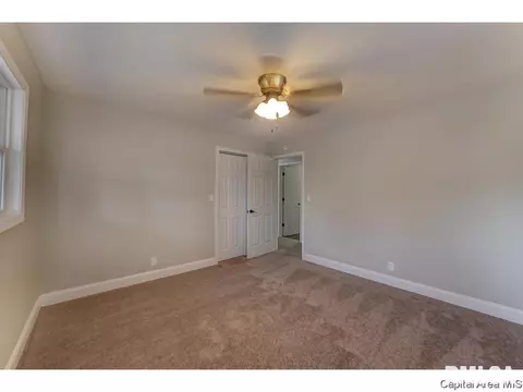 220 Collier Dr, Springfield, IL 62704 photo 11