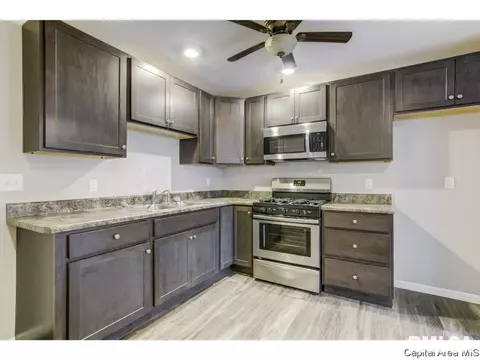 3220 Saxony Rd, Springfield, IL 62703 photo 8