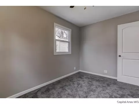 3220 Saxony Rd, Springfield, IL 62703 photo 18