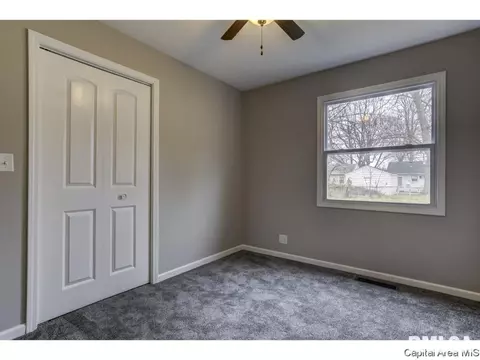 3220 Saxony Rd, Springfield, IL 62703 photo 21