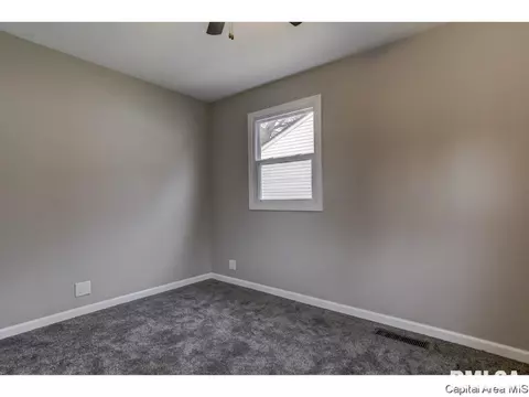 3220 Saxony Rd, Springfield, IL 62703 photo 19