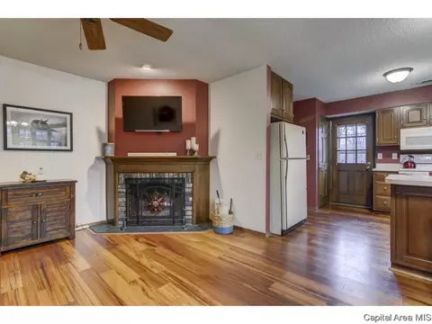 121 Bellerive Rd, Springfield, IL 62704 photo 4