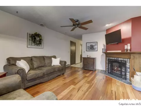 121 Bellerive Rd, Springfield, IL 62704 photo 2