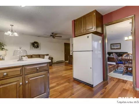 121 Bellerive Rd, Springfield, IL 62704 photo 9