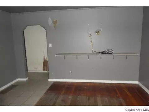 2913 Holmes Ave, Springfield, IL 62704 photo 4