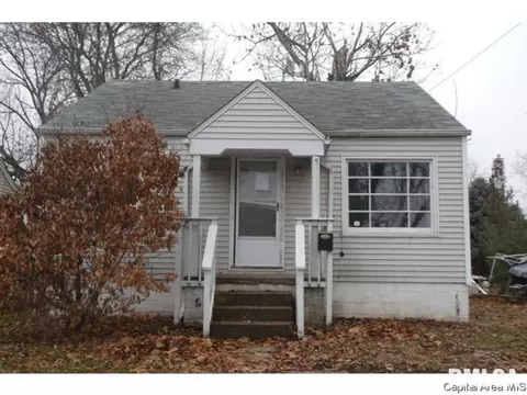 2913 Holmes Ave, Springfield, IL 62704 photo 1
