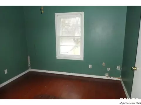 2913 Holmes Ave, Springfield, IL 62704 photo 9
