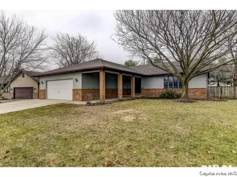 208 Old Tippecanoe Dr, Springfield, IL 62711 photo 1