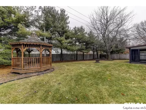 208 Old Tippecanoe Dr, Springfield, IL 62711 photo 33