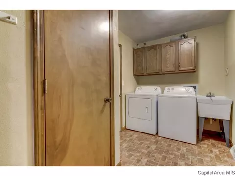 208 Old Tippecanoe Dr, Springfield, IL 62711 photo 29