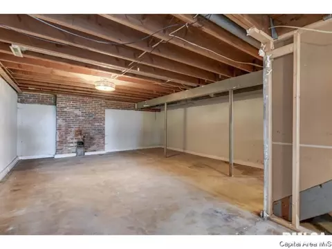 68 Bel Aire Dr, Springfield, IL 62703 photo 25