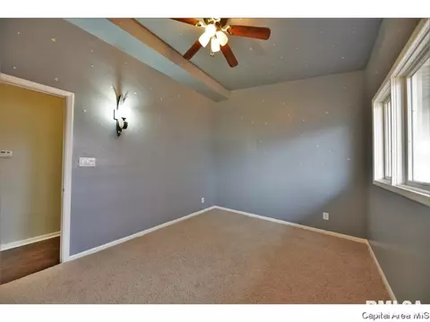 68 Bel Aire Dr, Springfield, IL 62703 photo 14