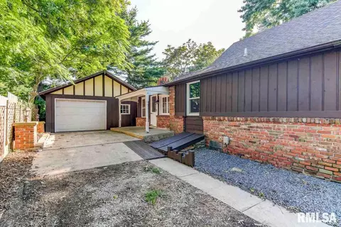 904 E Washington St, Riverton, IL 62561 photo 33