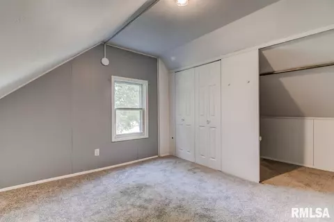 904 E Washington St, Riverton, IL 62561 photo 23