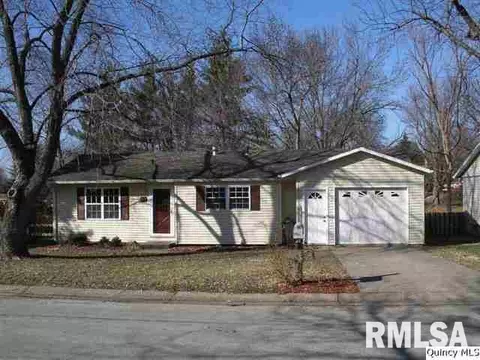3107 Fox Run E, Quincy, IL 62301 photo 1