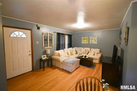 3200 S 5th St, Springfield, IL 62703 photo 4