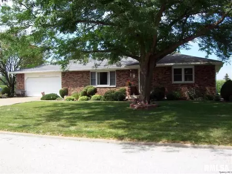 202 Birch, Ursa, IL 62376 photo 1